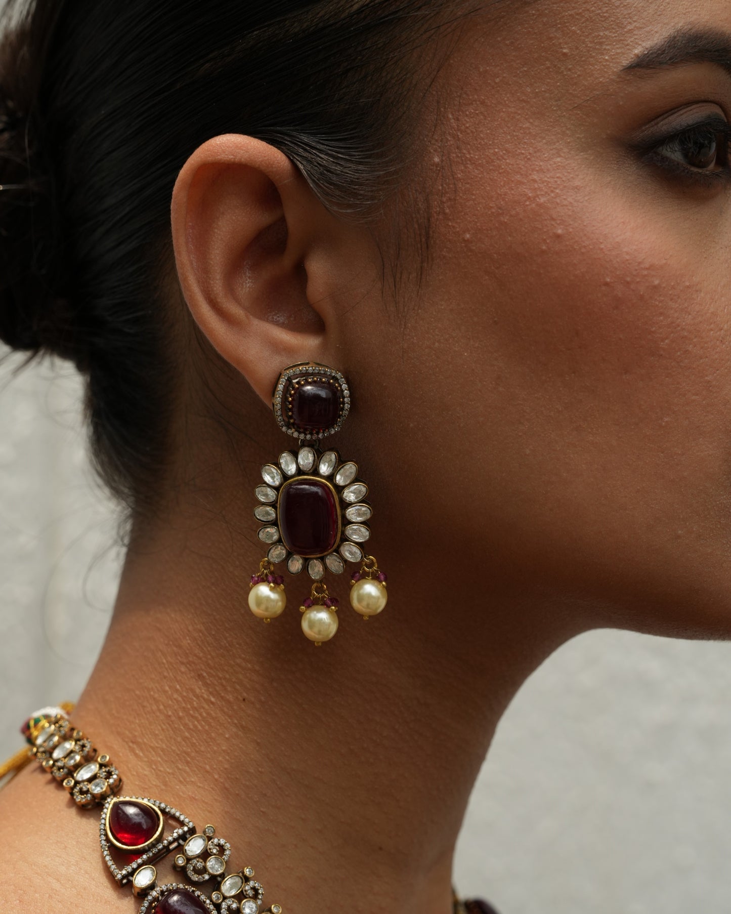 Chandrakala Ruby Moissanite Haar