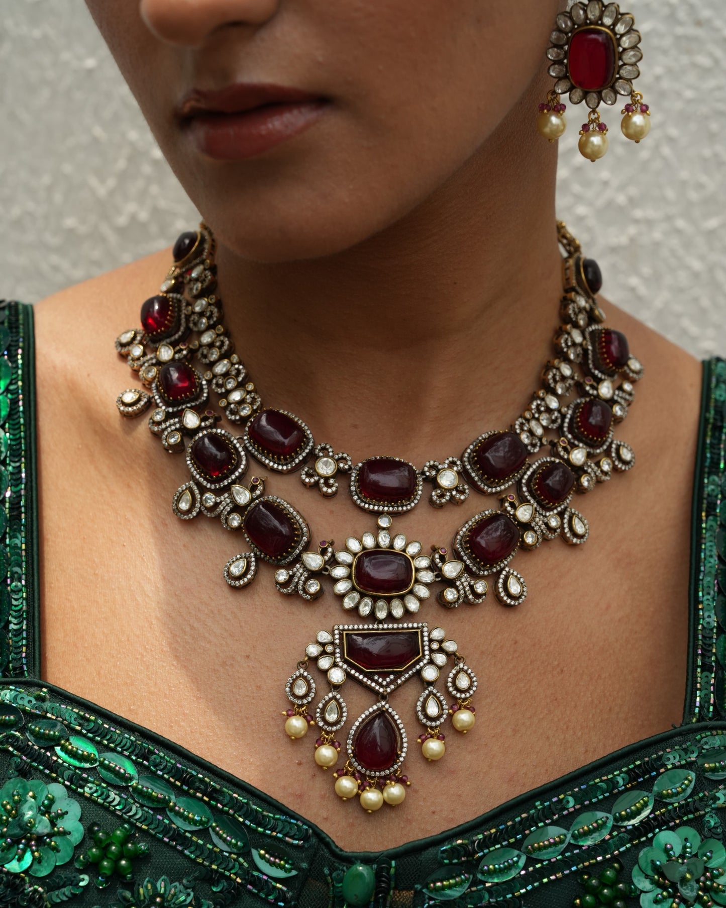 Chandrakala Ruby Moissanite Haar