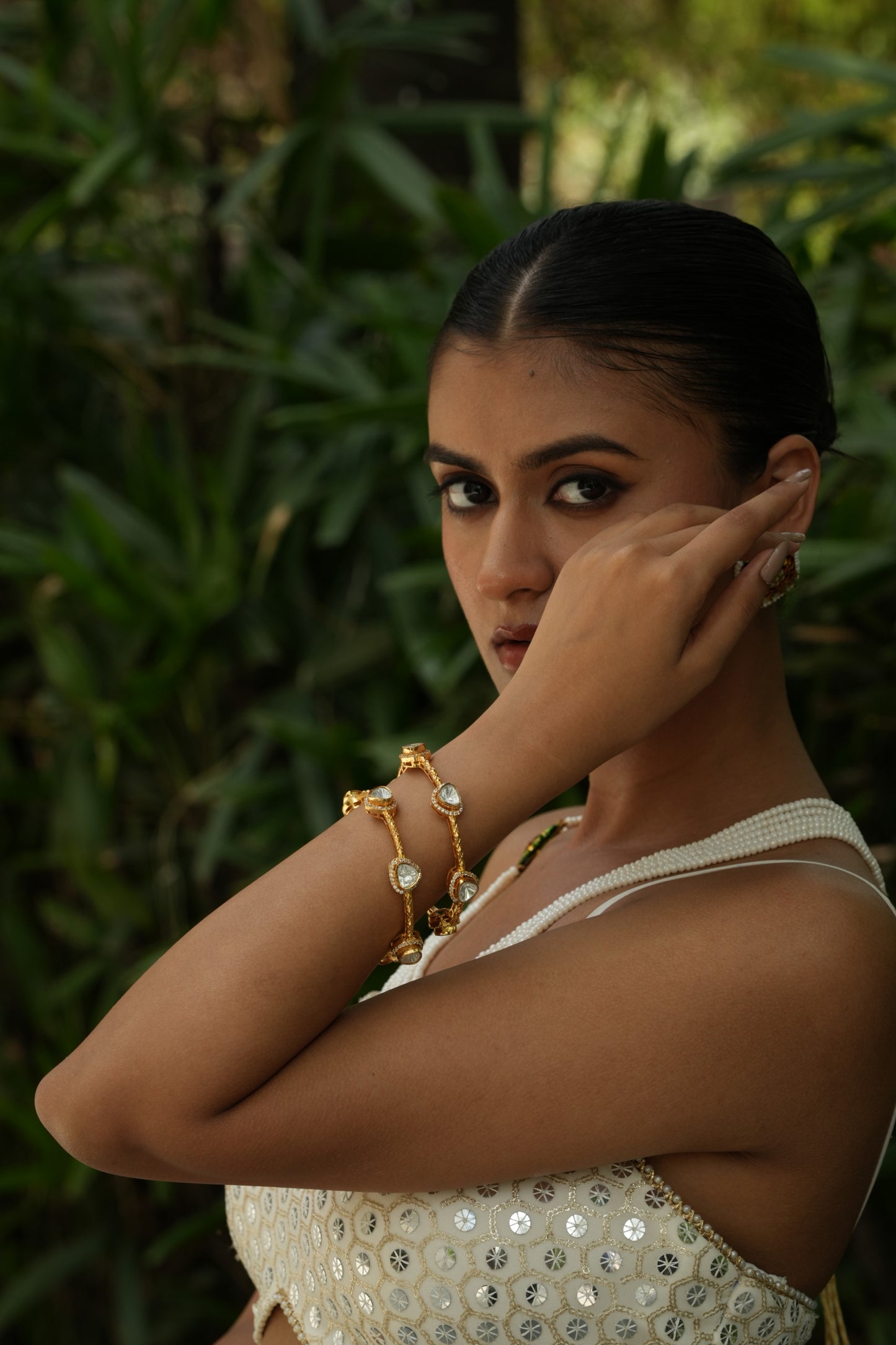 Vasundhra white/ gold polki bangles