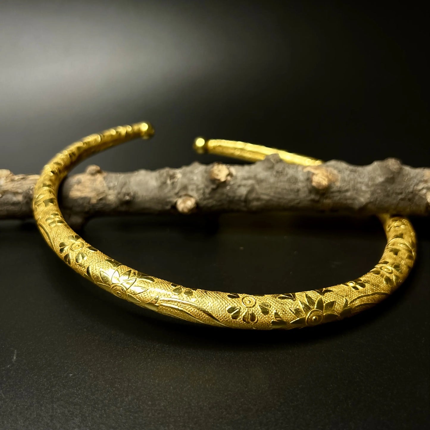 Phillaur gold handcrafted floral brass hasli