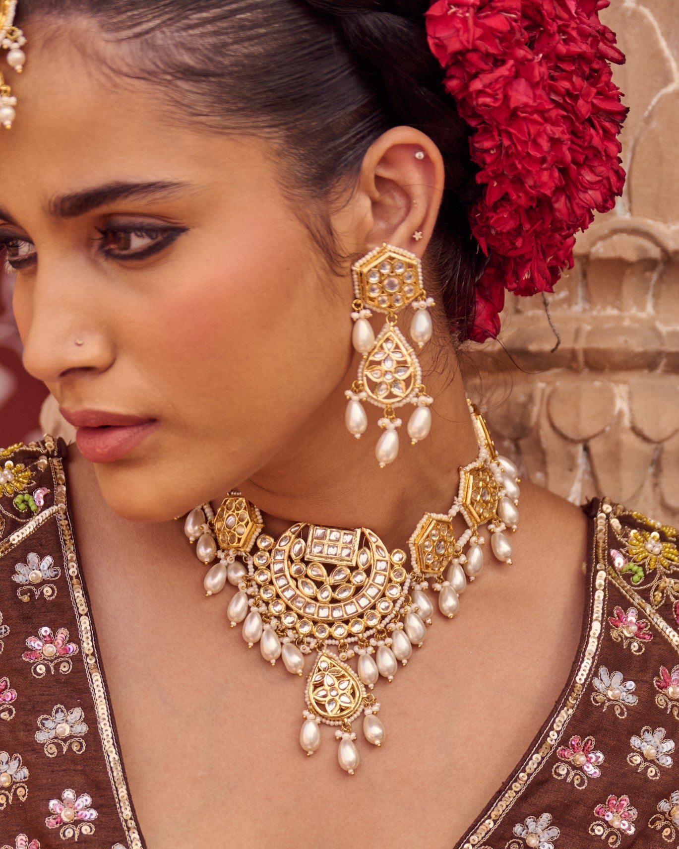 Midha white kundan chand necklace set