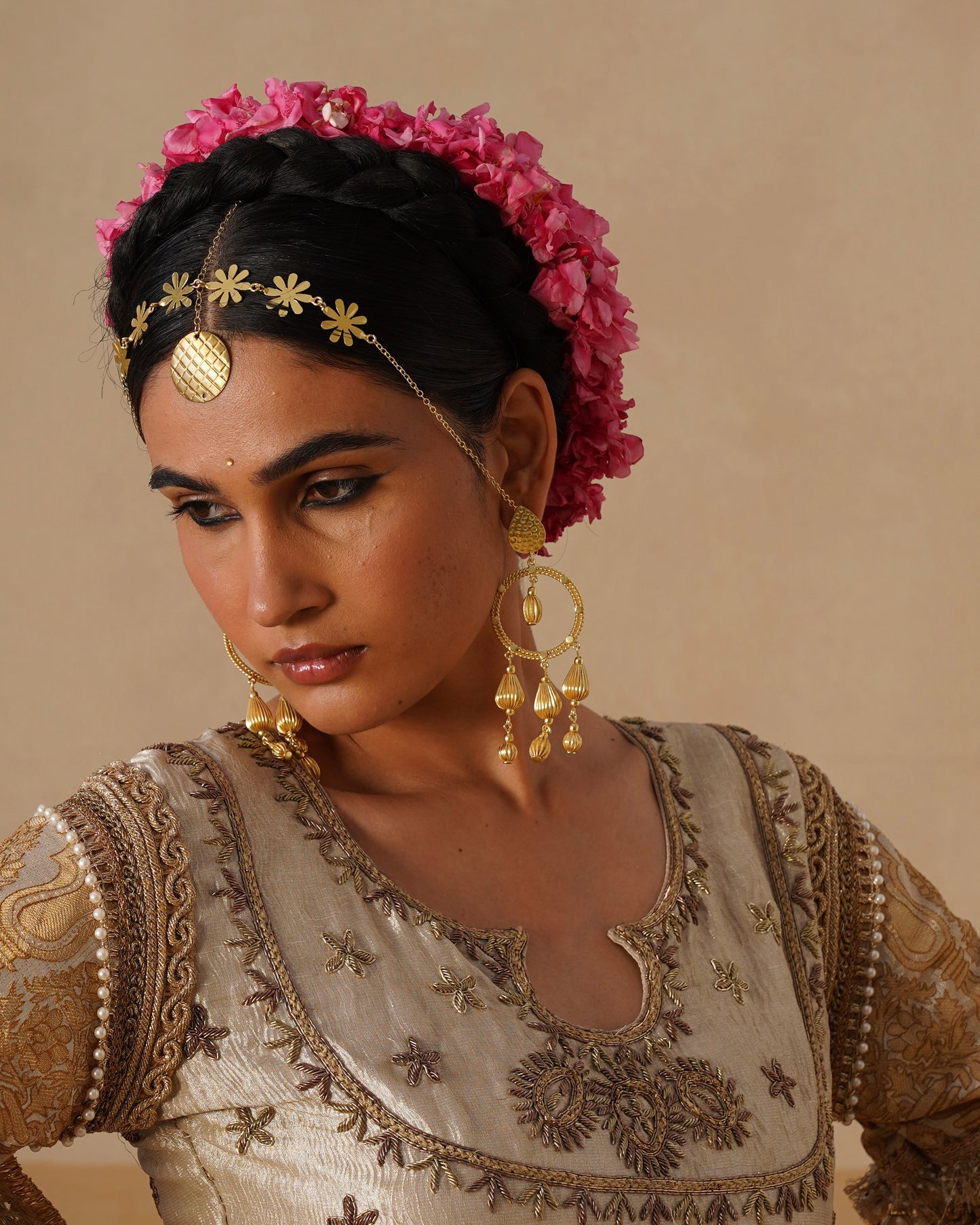 Taru – Toda Bead Hoops