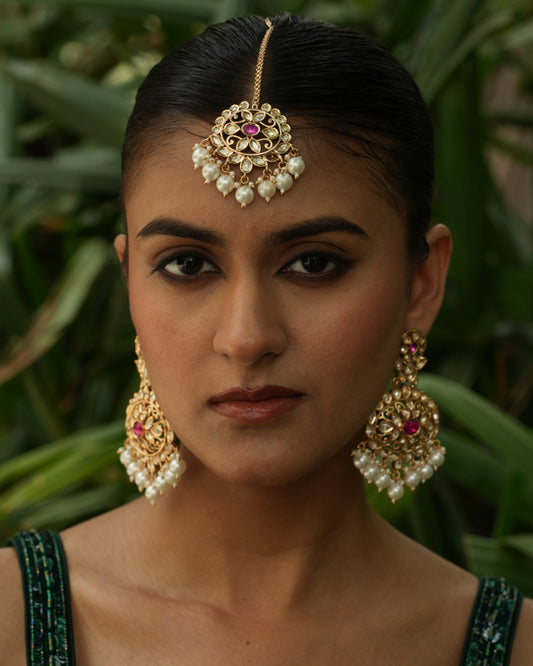 Sundari Jadau Polki Tikka Earrings Set