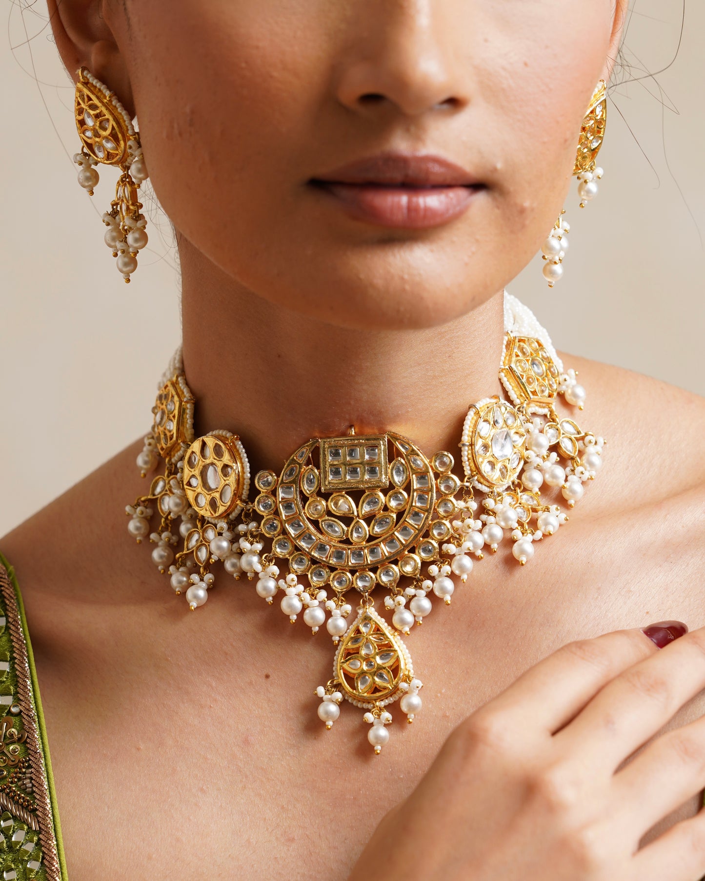 Midha white kundan chand choker set