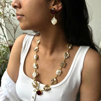 Zuri mother of pearl necklace set with ruby stone