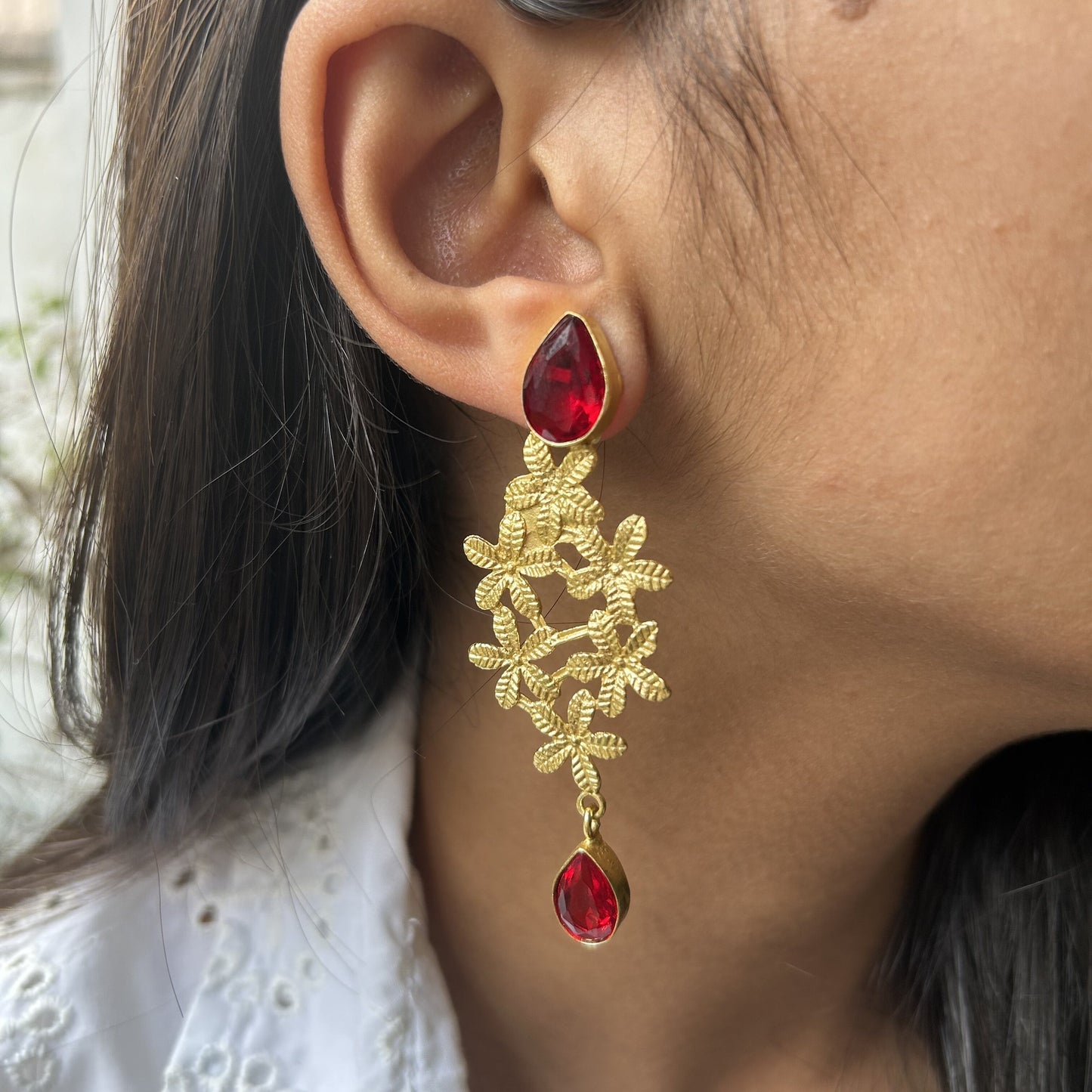 Mersa gold brass earrings with red quartz stone